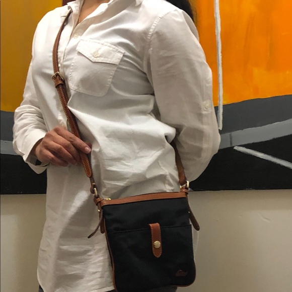 Dooney Bourke nylon bags😍 - Picture 2 of 7